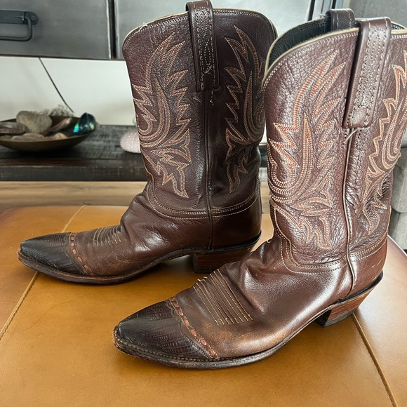 Lucchese woman’s boots sz 9b excellent condition brown leather and dark brown - Picture 1 of 7